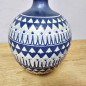 Preview: Handbemalte Studio Keramikvase – blau-weiß,  ca. 17 cm