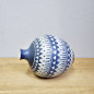 Preview: Handbemalte Studio Keramikvase – blau-weiß,  ca. 17 cm
