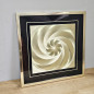 Preview: Vintage Metallfolienbild „Goldene Spirale“ (45×45 cm) | Space Age · Op Art · Hollywood Regency