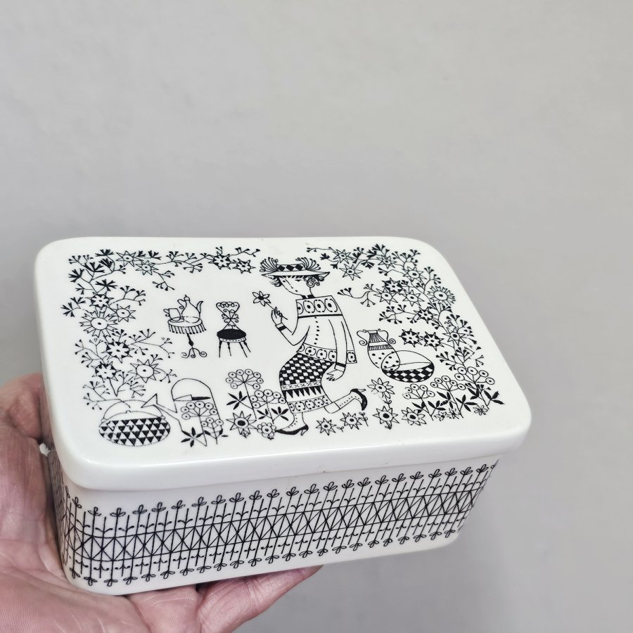 Seltene Arabia Finland Butterdose mit Deckel, Serie Emilia, Design Raija Uosikkinen, 1950er