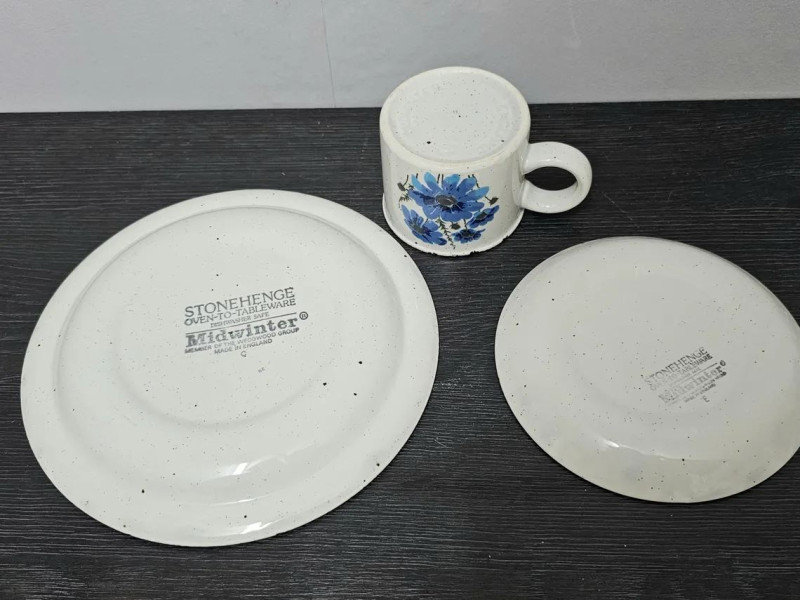 Stonehenge Midwinter Spring Blue 3-Piece Set (1970s)