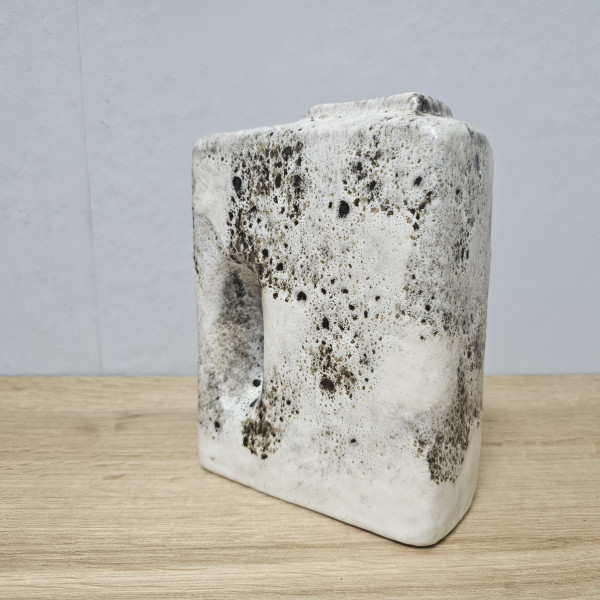 Ü-Keramik Chimney Vase