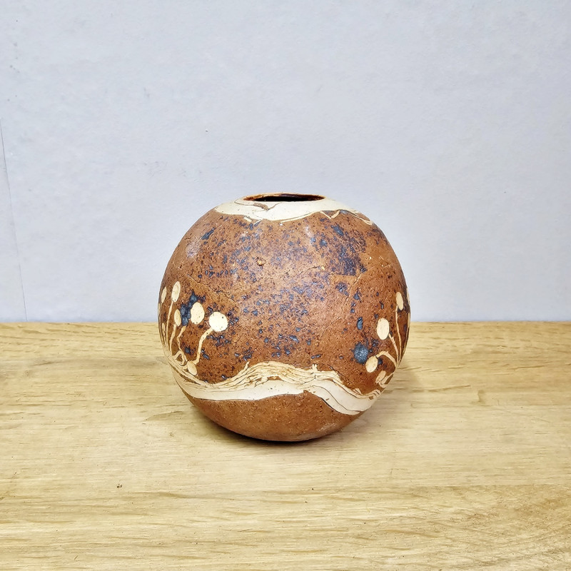 Studio-Keramik Kugelvase von Tove/Jørgen Hørberg, Bornholm, ca. 13 cm. Handgefertigt, 1960er/70er