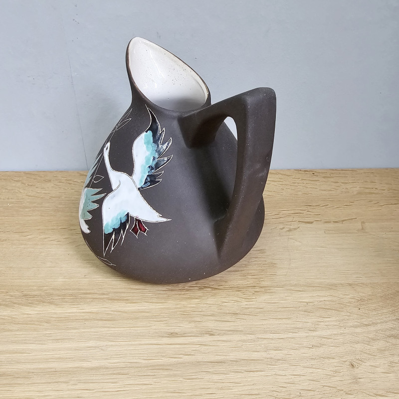 Marei vase 48-19, 1950s, pitcher shape, sgraffito ,flying ducks