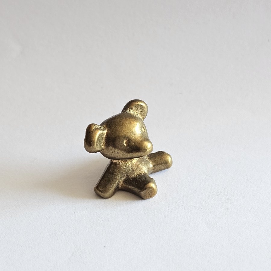 Walter Bosse Bär / Teddy – Messingminiatur, 1,6 cm