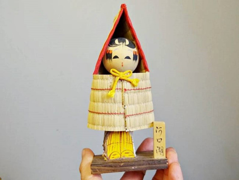 vintage Kokeshi