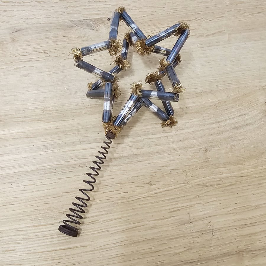 Antike Gablonzer Baumspitze mit 3D-Stern & Tinselspitzen, 1920er Jahre