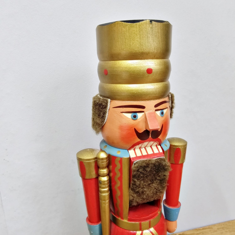 Vintage Erzgebirge Nutcracker King – 1970s turned wood art, 36.5 cm