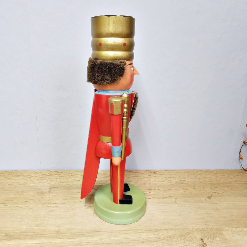Vintage Erzgebirge Nutcracker King – 1970s turned wood art, 36.5 cm