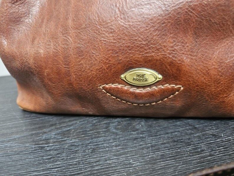 Reclaimed Vintage - Bague unisexe avec pierre bleue fantaisie - Argenté