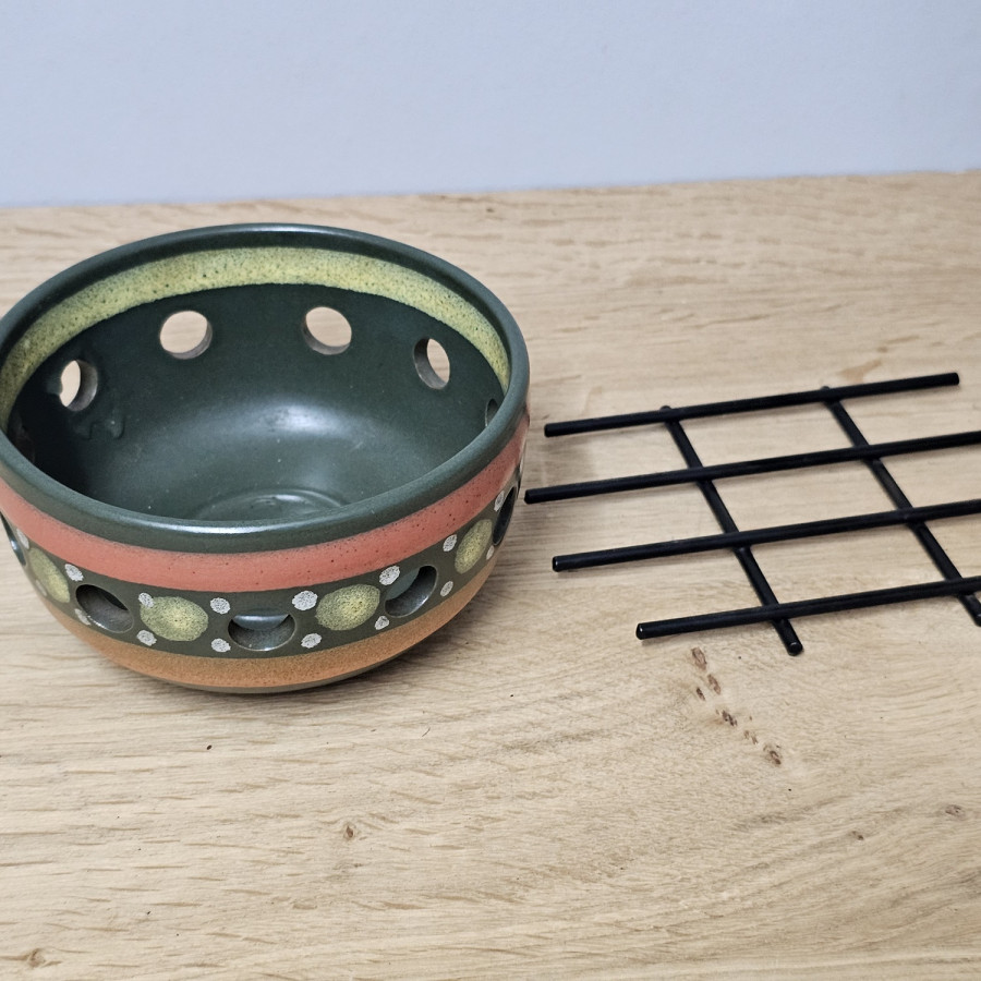KMK Kupfermühle Keramik Stövchen „Lima“ · 7 cm · 12,7 cm · grün-braun