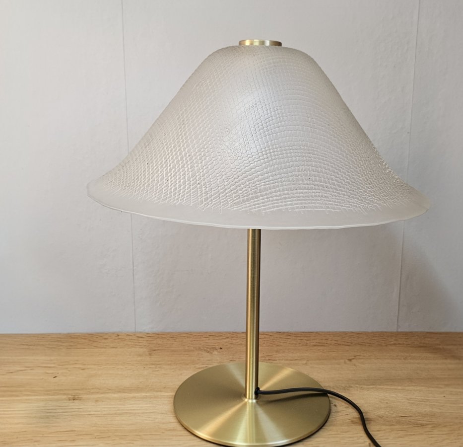 Peill & Putzler Tischlampe Modell 72076 mit schwerem Strukturglas-Schirm, Hollywood Regency / Mid-Century