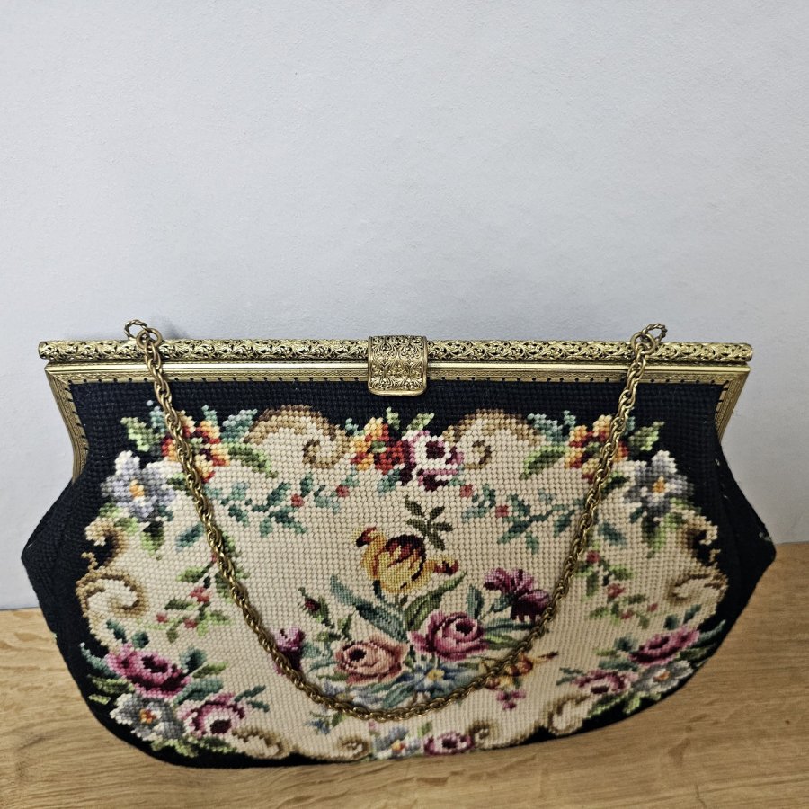 Vintage Gobelin Handtasche 60er Jahre mit Needlepoint Stickerei in Handarbeit