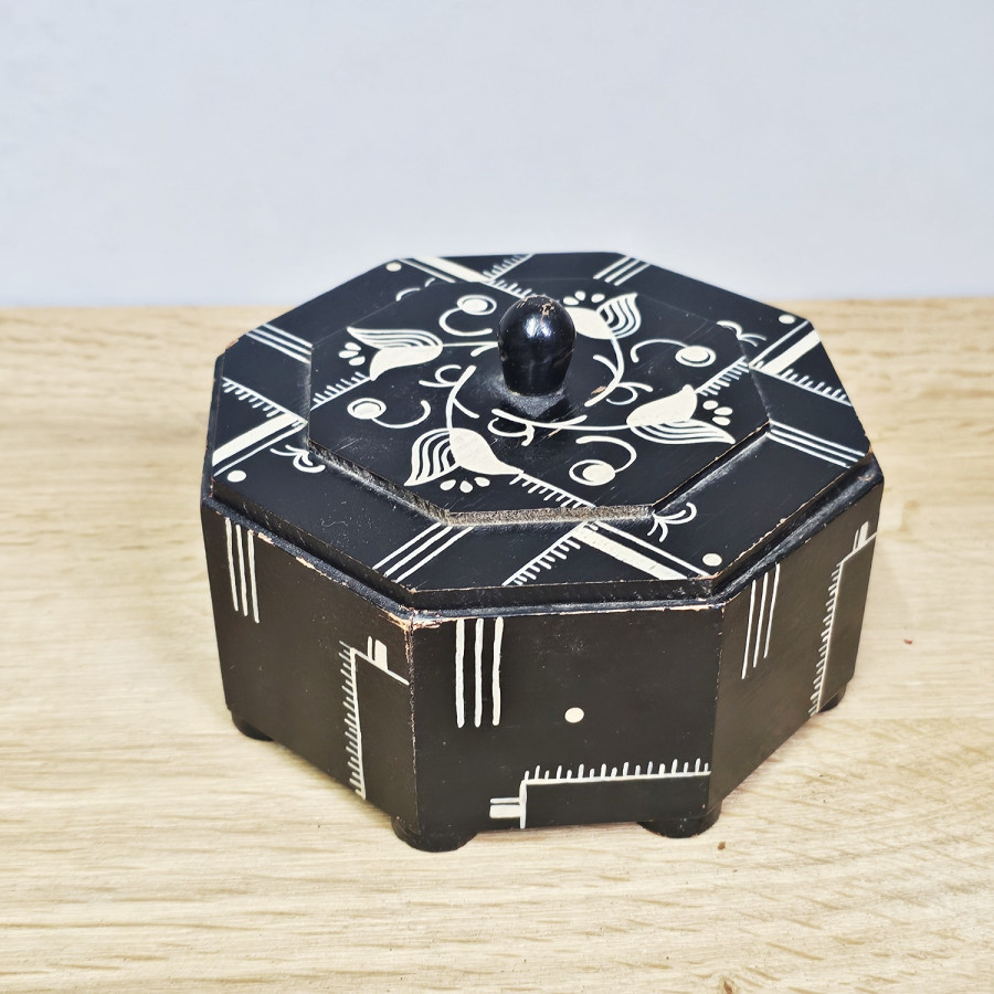 Art-Déco Holzschatulle – achteckig  um 1920/30