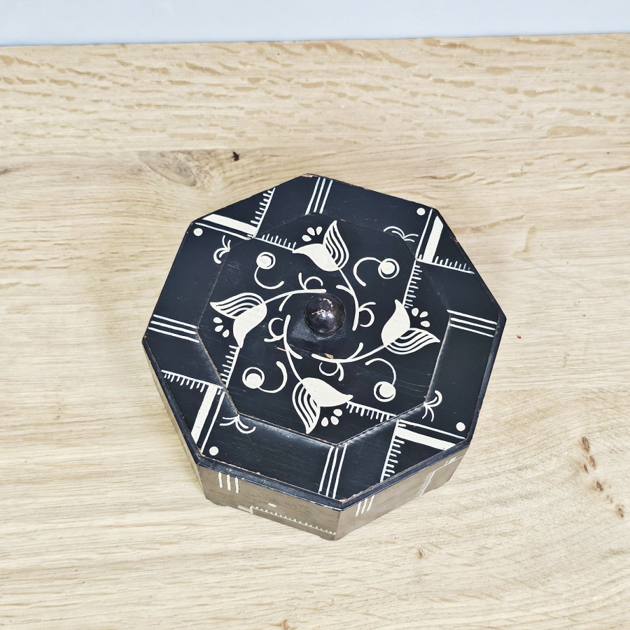 Art-Déco Holzschatulle – achteckig  um 1920/30