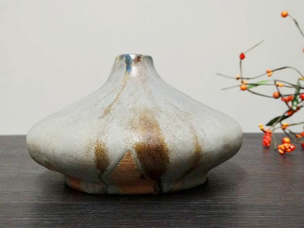Otto Ufo Vase