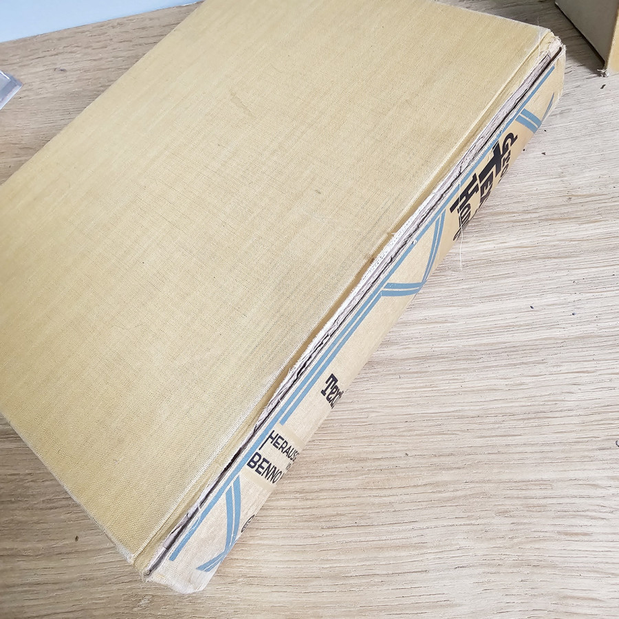 Großes Textil-Handbuch, Benno Marcus, 2 Bände mit Stoffproben, 2. Auflage um 1928