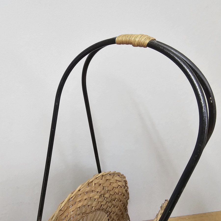 Vintage Mid-Century Zeitungsständer aus Rattan und Metall, 1950er