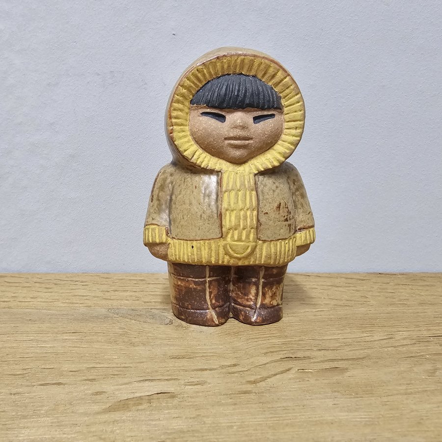 Gustavsberg Ceramic Figurine Inuit 1974 Lisa Larsson UNICEF Children of the World