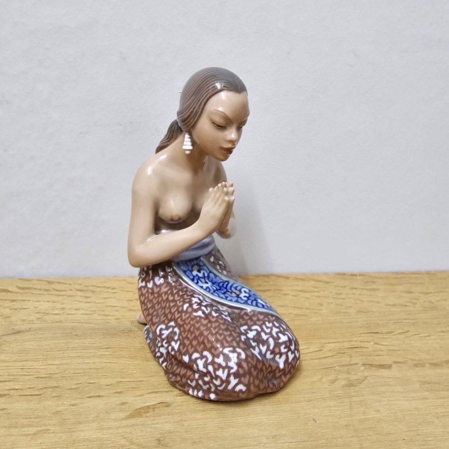 Dahl Jensen / DJ Copenhagen Porzellanfigur – Betende Figur –Evening Prayer - Form 1253 – 1. Wahl