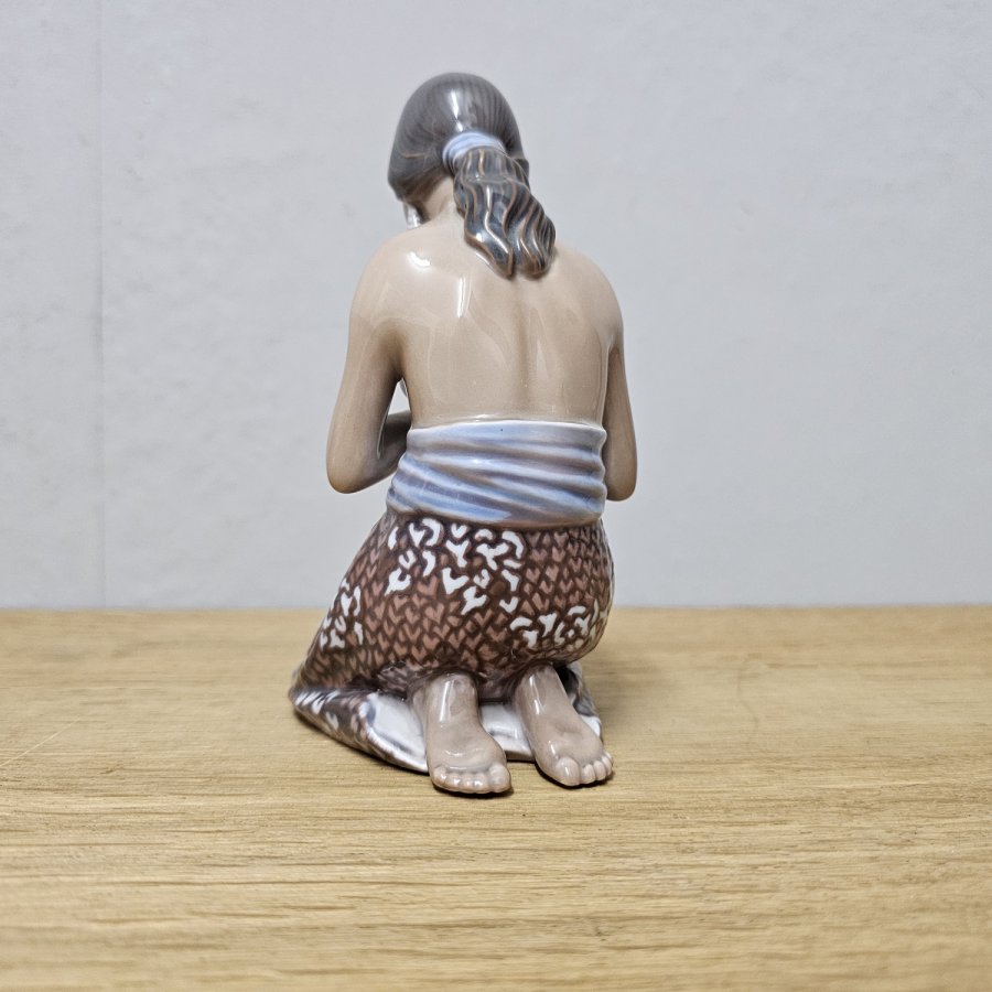 Dahl Jensen / DJ Copenhagen Porzellanfigur – Betende Figur –Evening Prayer - Form 1253 – 1. Wahl
