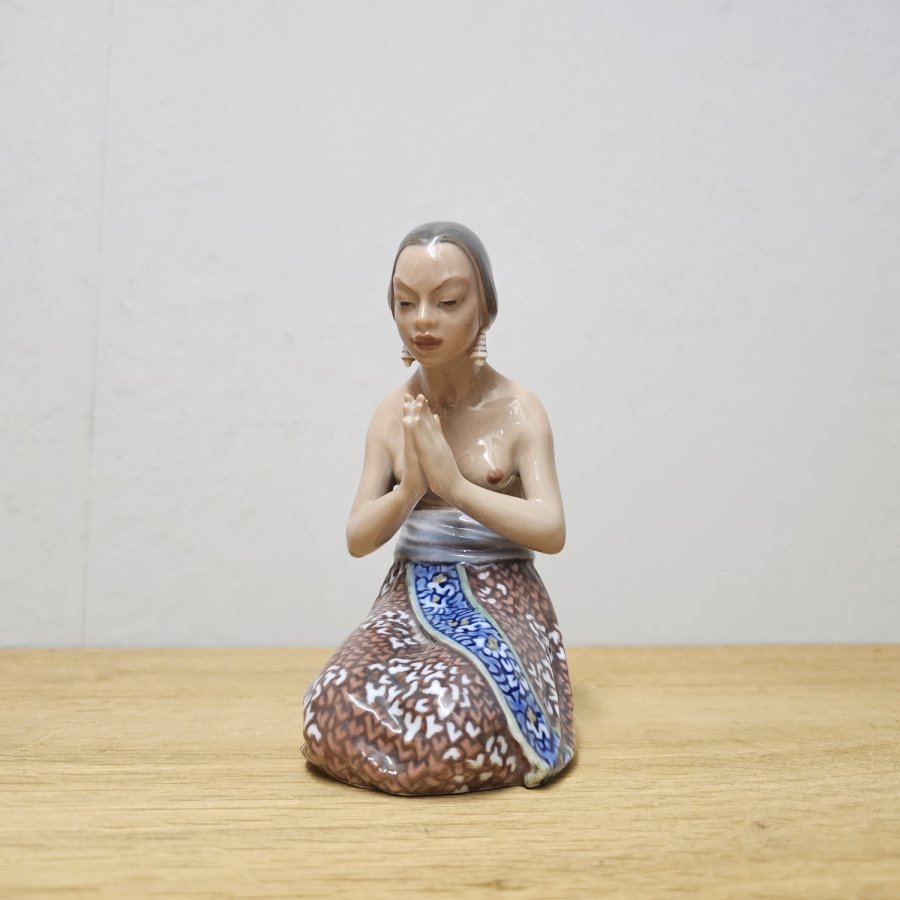 Dahl Jensen / DJ Copenhagen Porzellanfigur – Betende Figur –Evening Prayer - Form 1253 – 1. Wahl