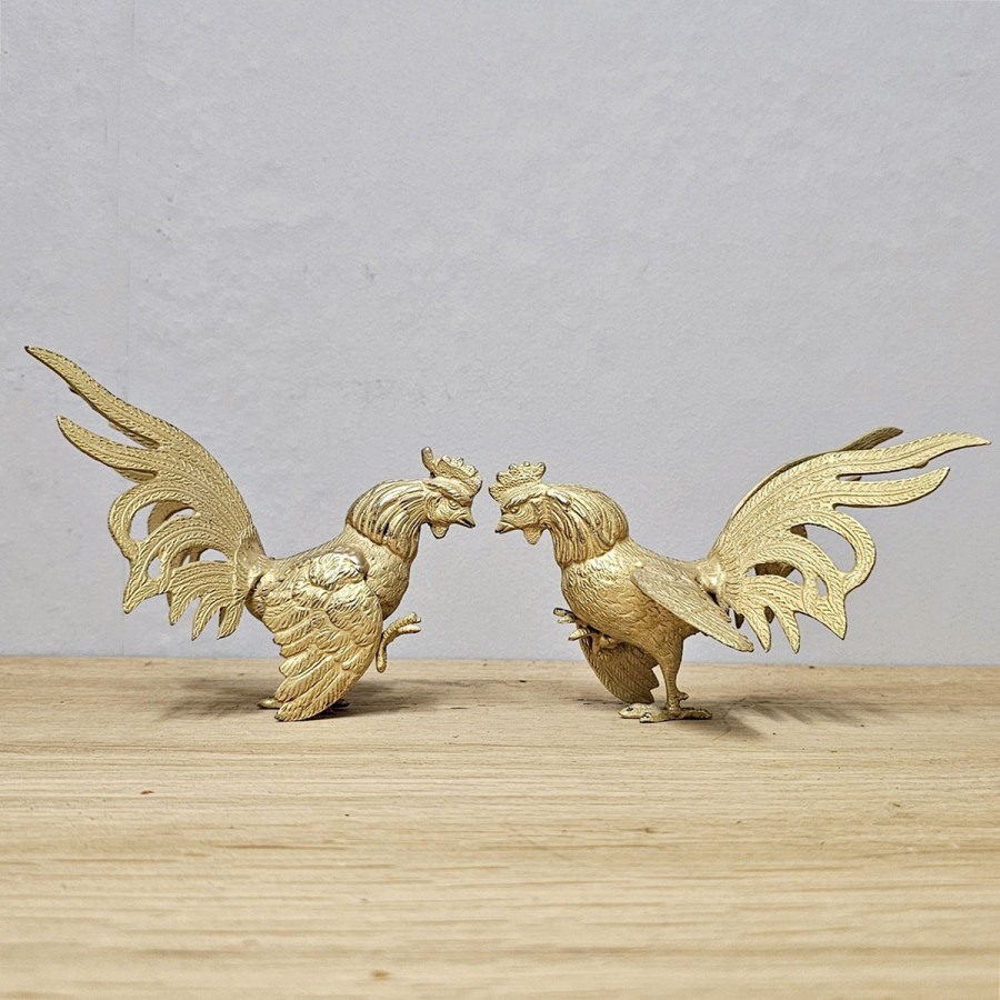 Vintage Gold-Colored Fighting Roosters · Metal Casting · 1960s/70s