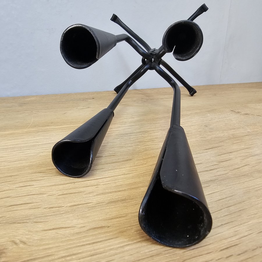 Mid-Century Kerzenständer aus Schmiedeeisen • Skandinavisch Modern