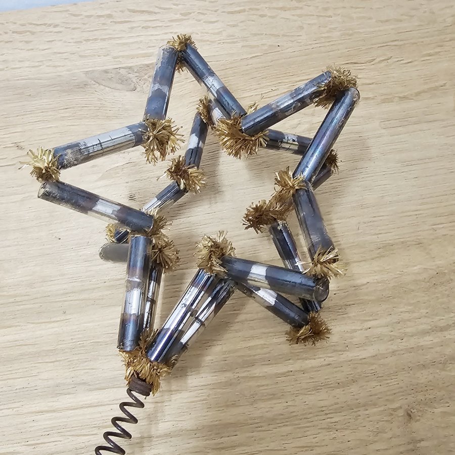 Antike Gablonzer Baumspitze mit 3D-Stern & Tinselspitzen, 1920er Jahre