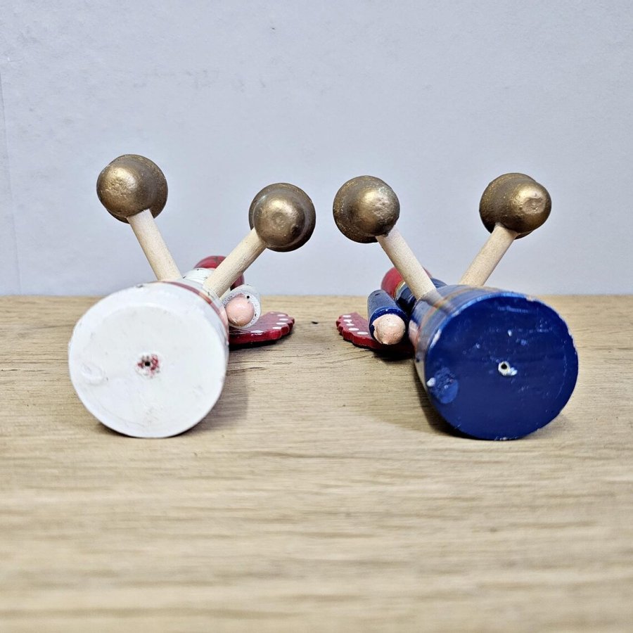 Paar Erzgebirge Lichterengel DDR 70er Jahre – handgearbeitete Engel Kerzenständer