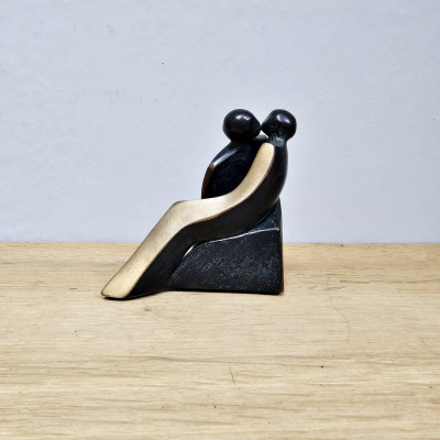 Luise Kött‑Gärtner „Love“ – Bronze-Skulptur, Serie Harmonie