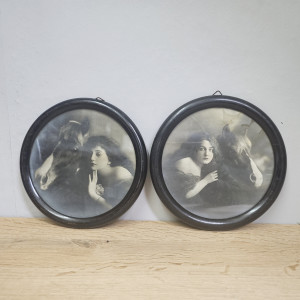 Antike Wandbilder – Pferd & Dame (1920er, 2 Stück)